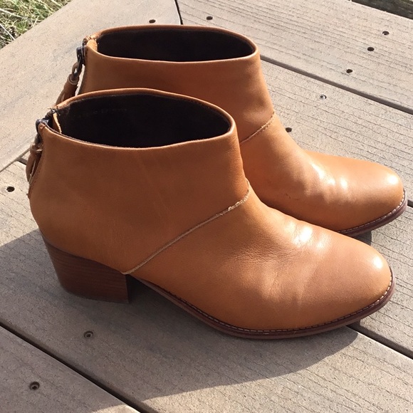 Toms Shoes - Toms Leather booties